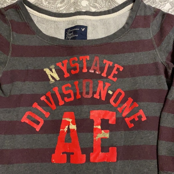American Eagle sweater. Size medium. - Picture 2 of 3